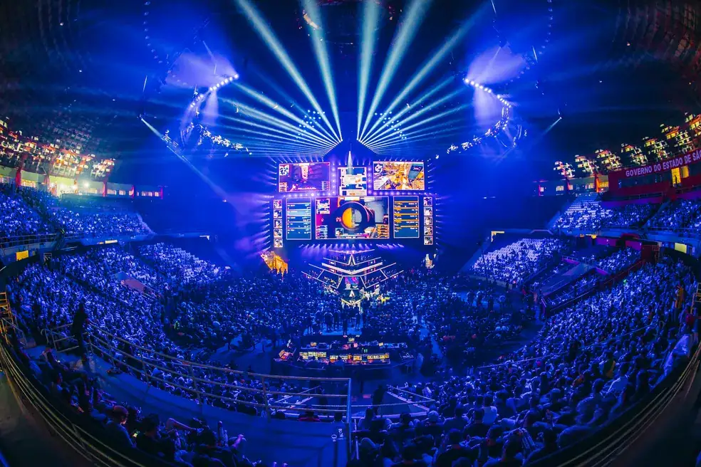 Torneios fxfx - Competições com Prêmios de R$ 100.000